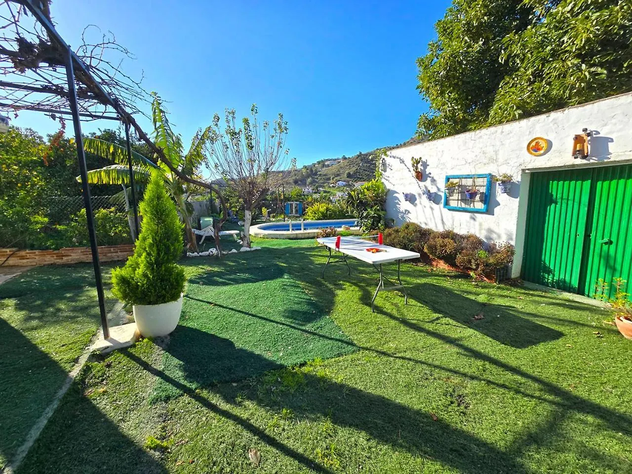 Casa Luis Villa Vinuela 0*,